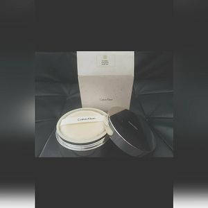Calvin Klein Loose Powder